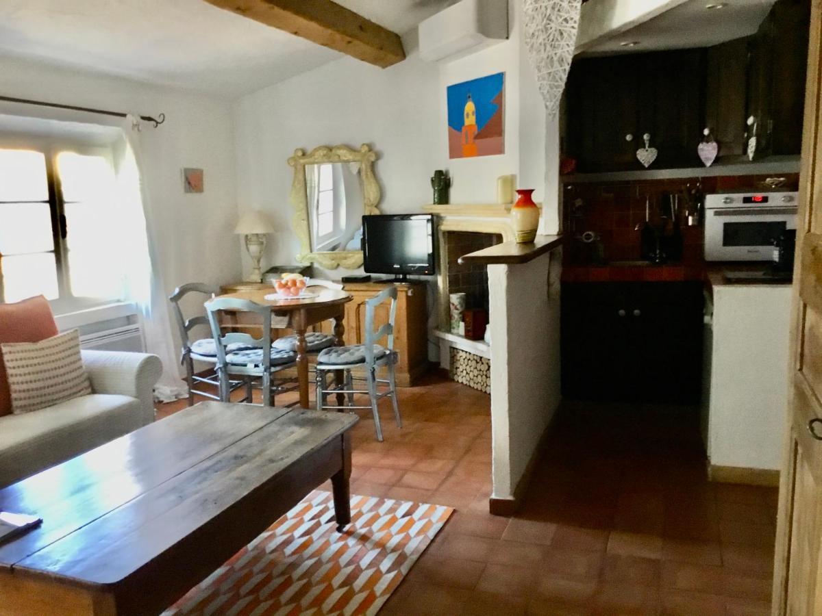 Ravissant Studio Climatise Gambetta Misericorde Au Coeur De Сен Тропе Екстериор снимка