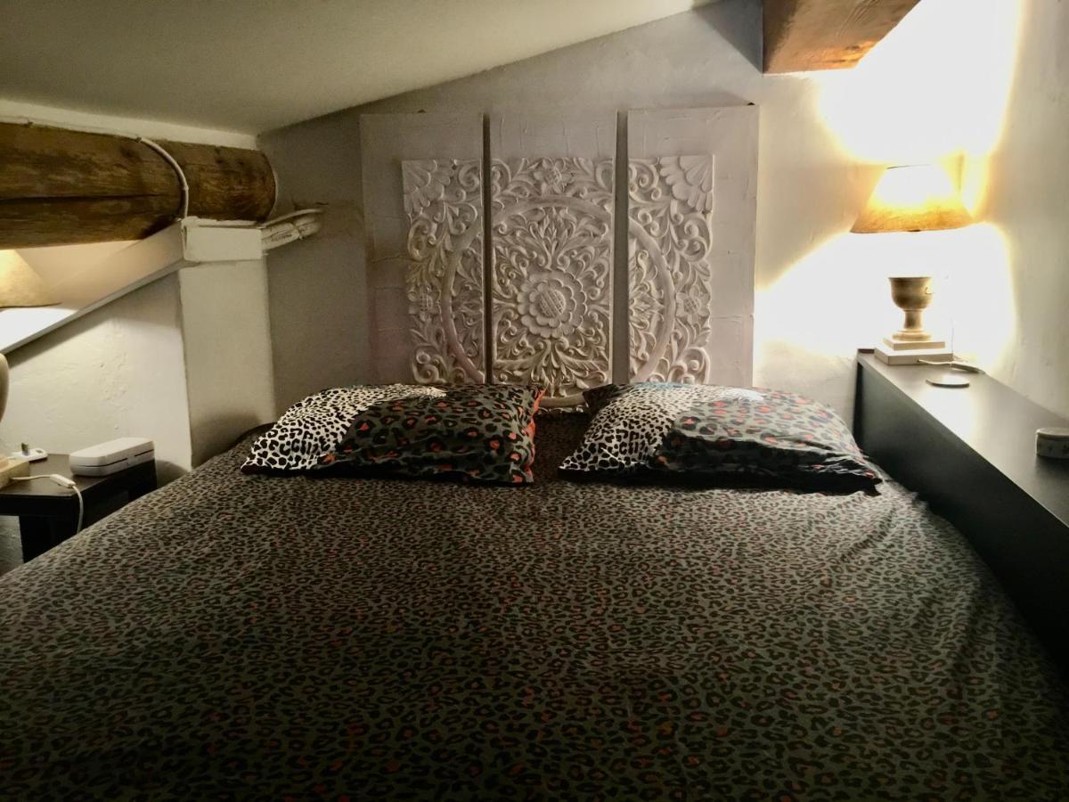 Ravissant Studio Climatise Gambetta Misericorde Au Coeur De Сен Тропе Екстериор снимка